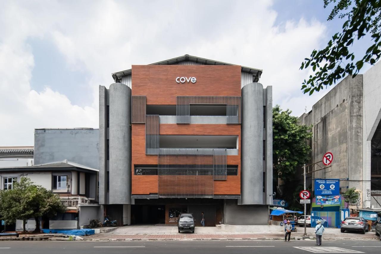 Апарт отель Cove Bona Sort Pasar Baru Джакарта Экстерьер фото